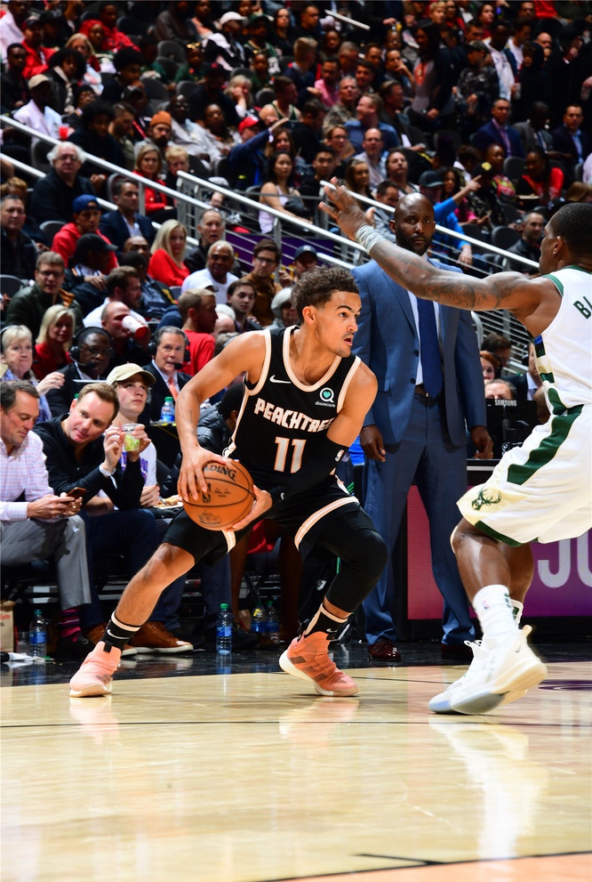 他曾凭借自 他曾凭借自